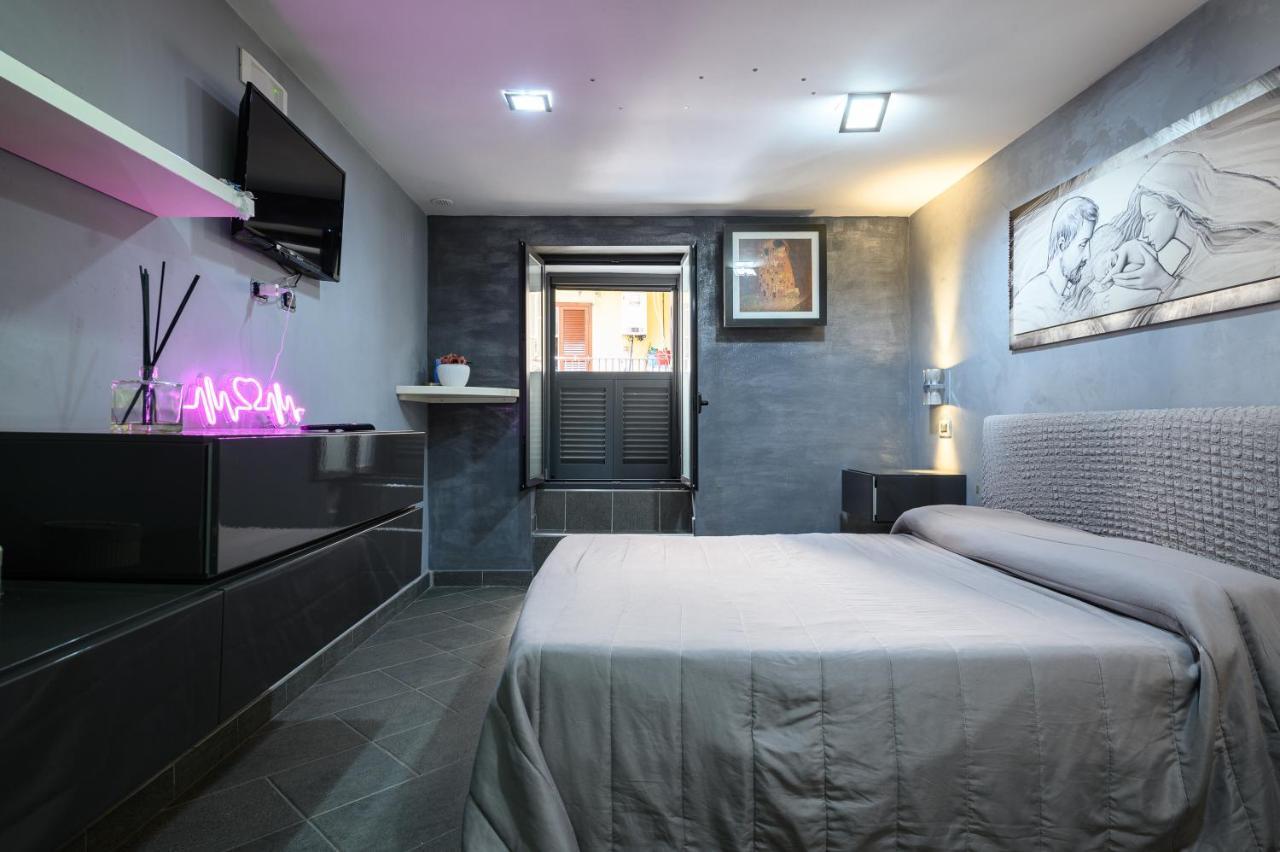 Fox Holiday Home In The Port Naples Extérieur photo