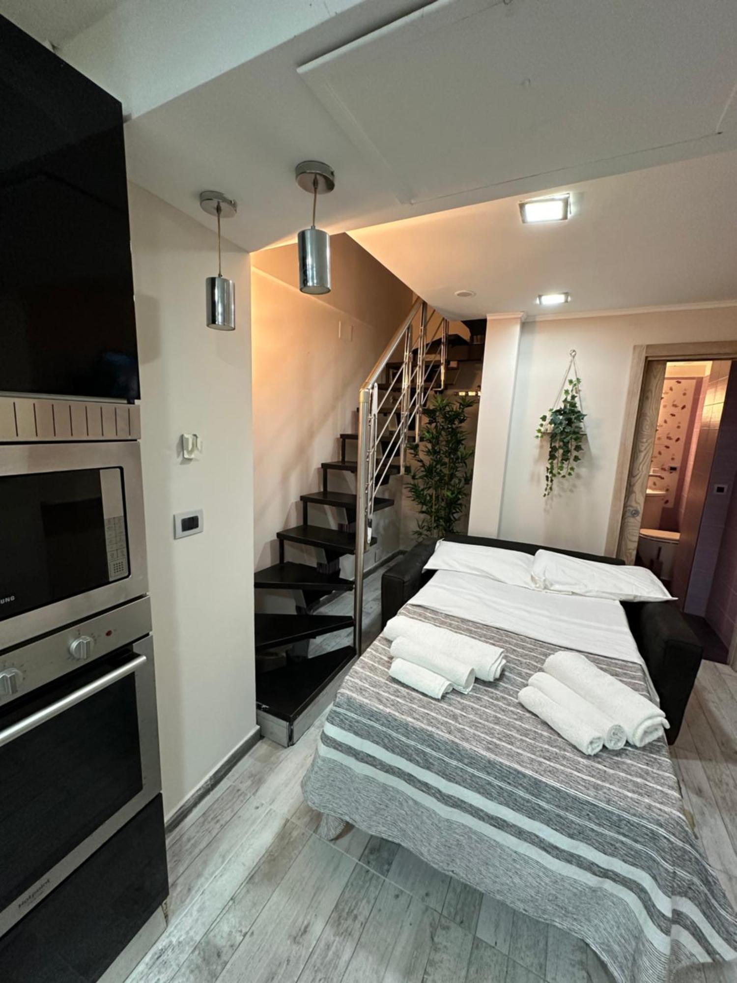 Fox Holiday Home In The Port Naples Extérieur photo